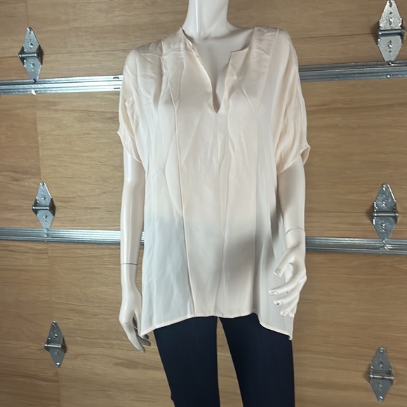 NWT Vince Off White Silk Blouse. Size Small - Picture 3 of 14